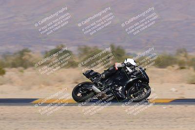 media/Dec-09-2023-SoCal Trackdays (Sat) [[76a8ac2686]]/Turn 4 Set 1 (1120am)/